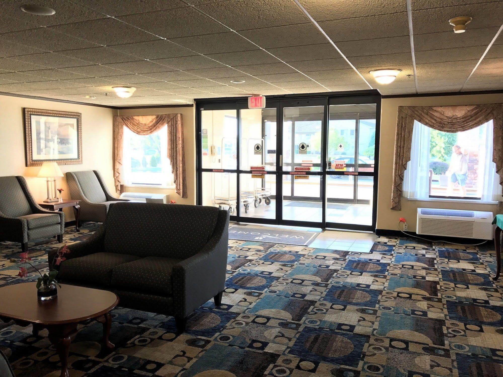 Country Inn & Suites By Radisson Mt. Pleasant-Racine West Wi Sturtevant Exterior foto